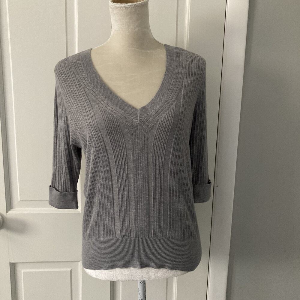 NWT white house black market V Neck 3/4 sleeve sweater Cashmere blend women's L